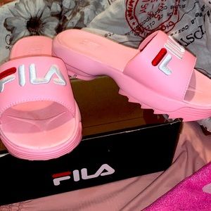 FILA SLIDES 💕